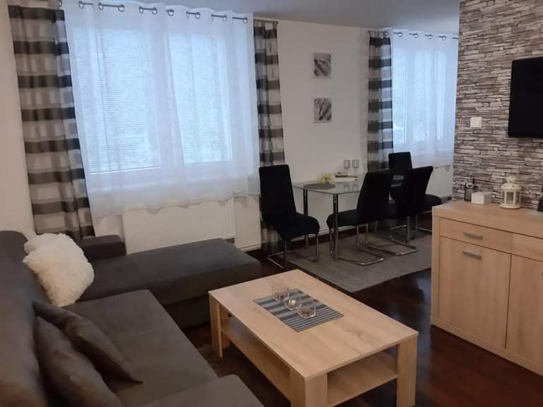Apartman Pod Hradem Znojmo Bagian luar foto