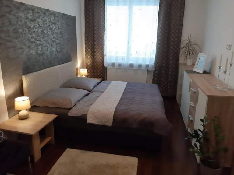 Apartman Pod Hradem Apartment Znojmo Bagian luar foto