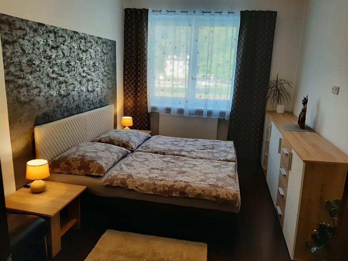 Apartman Pod Hradem Znojmo Bagian luar foto