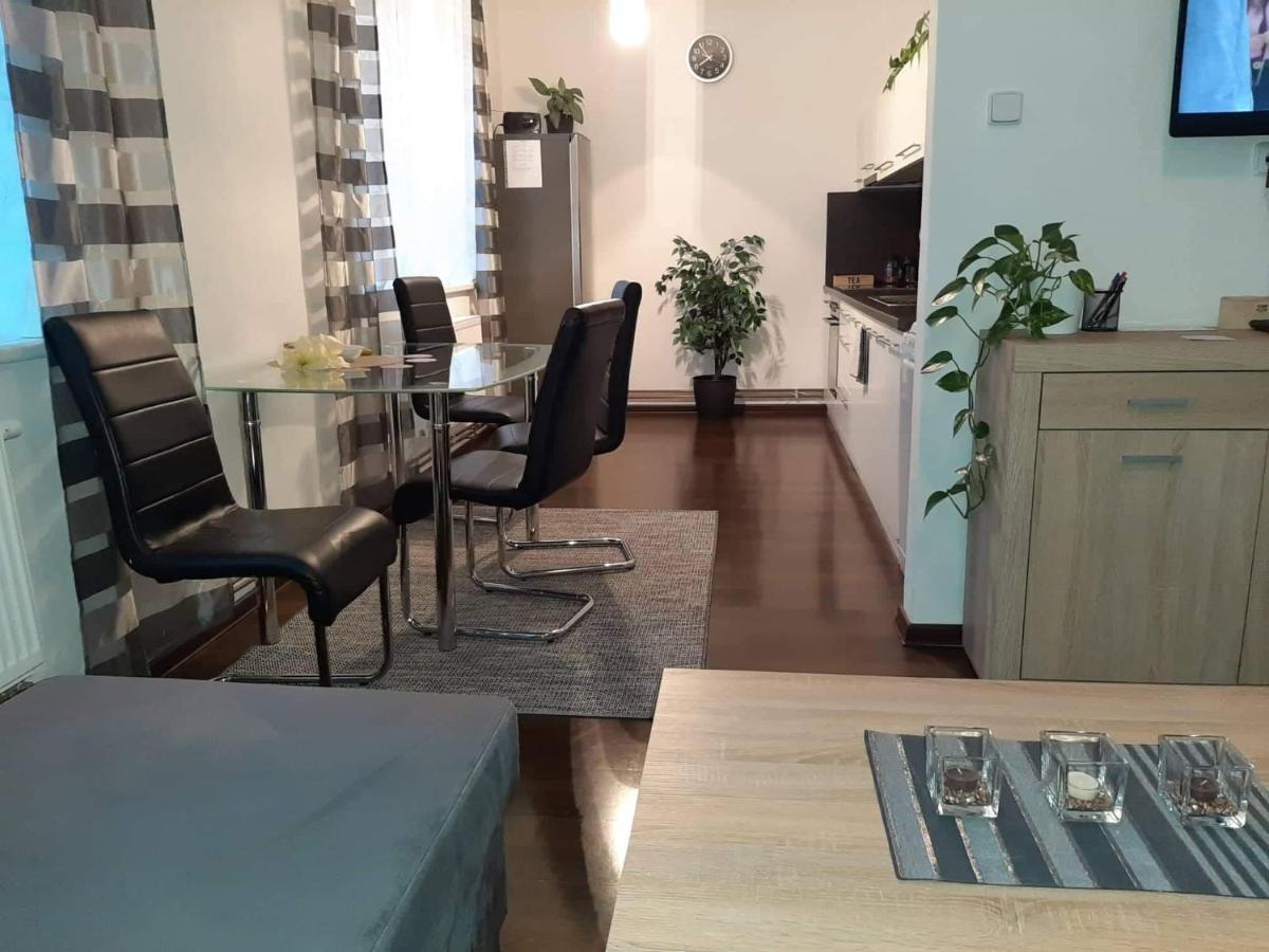 Apartman Pod Hradem Apartment Znojmo Bagian luar foto